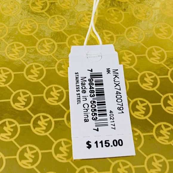 Michael Kors Lock & Heart Pendant Necklace - Picture 6 of 6